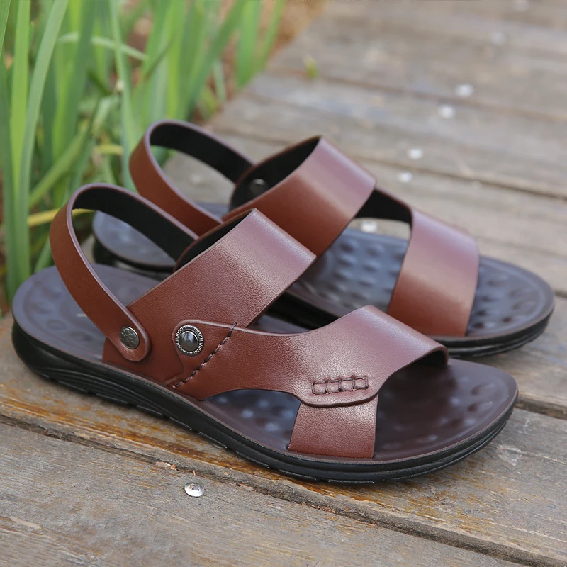 Classic Mens Casual Leather Outdoor Sandals 2026 New Summer Antiskid Soft Bottom Sandals Lightweight Fashion Beach Walking Shoes