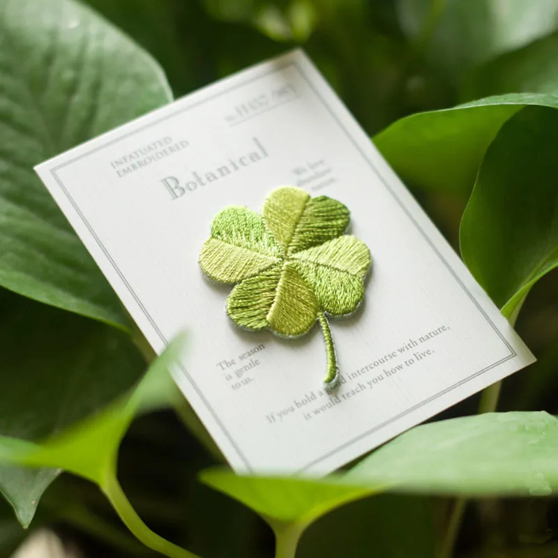 Four-leaf Clover Patches Ironing Cloth Stickers Embroidery Patch Small Applique DIY Repair Hole Naszywki Parches Ropa Plancha