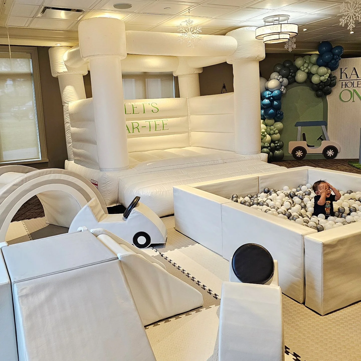 Inflatable Slide Trampoline with Blower for Kids Birthday Wedding Party High Quality Indoor and Outdoor Square Inflatable Castle