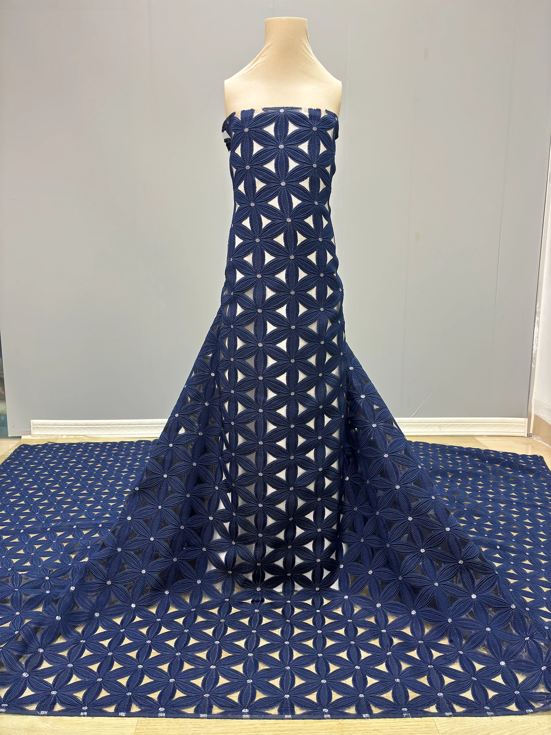 Luxury Nigerian Organza Jacquard Lace Fabric 2025 High Quality Navy Blue African Gilding Brocade Lace Fabric French Tulle Lace