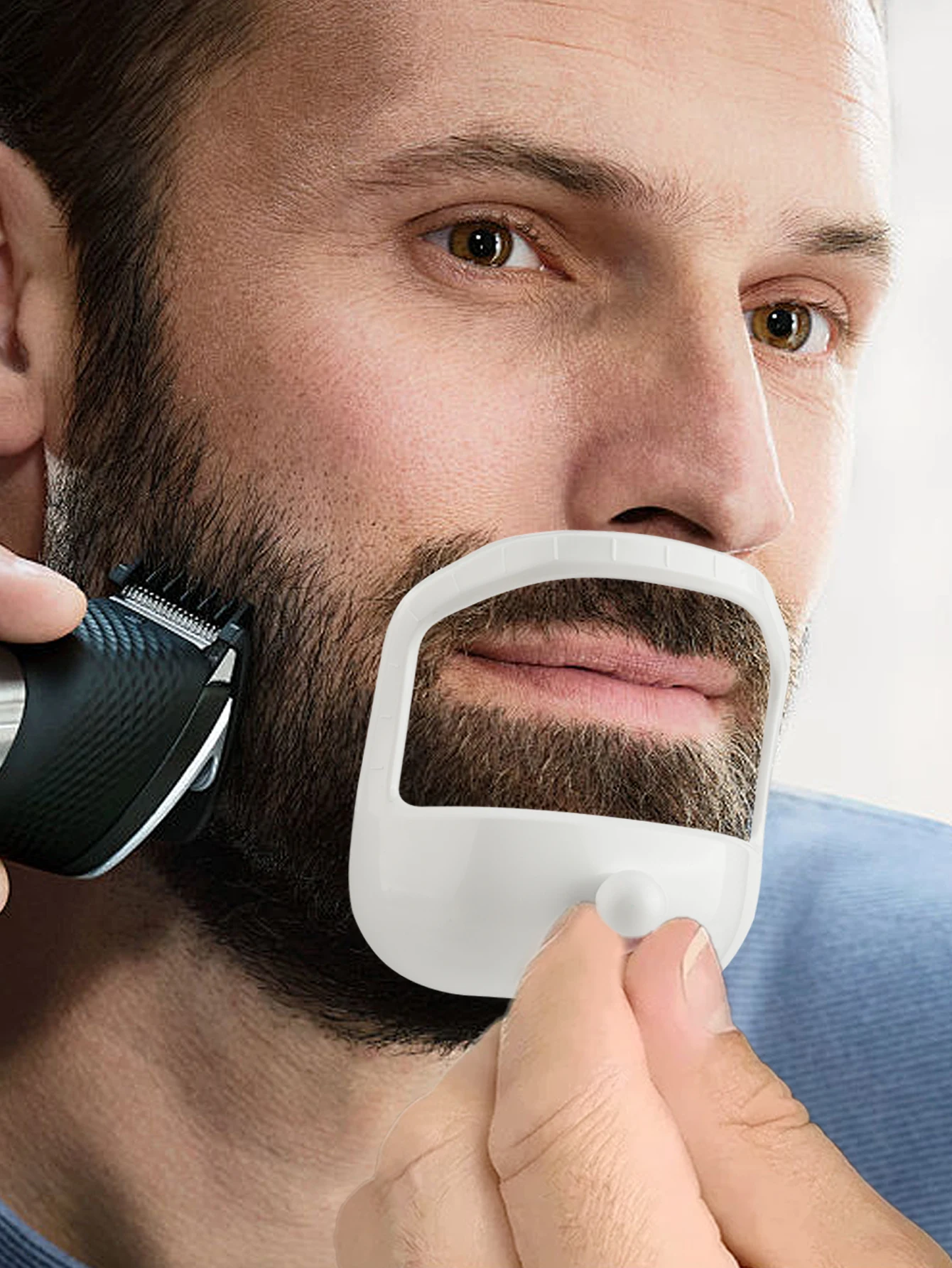 Men's Beard Grooming Kit, Barber Accessories, Men's Beard Shaper, save time and give you the perfect symmetrical beard at home!