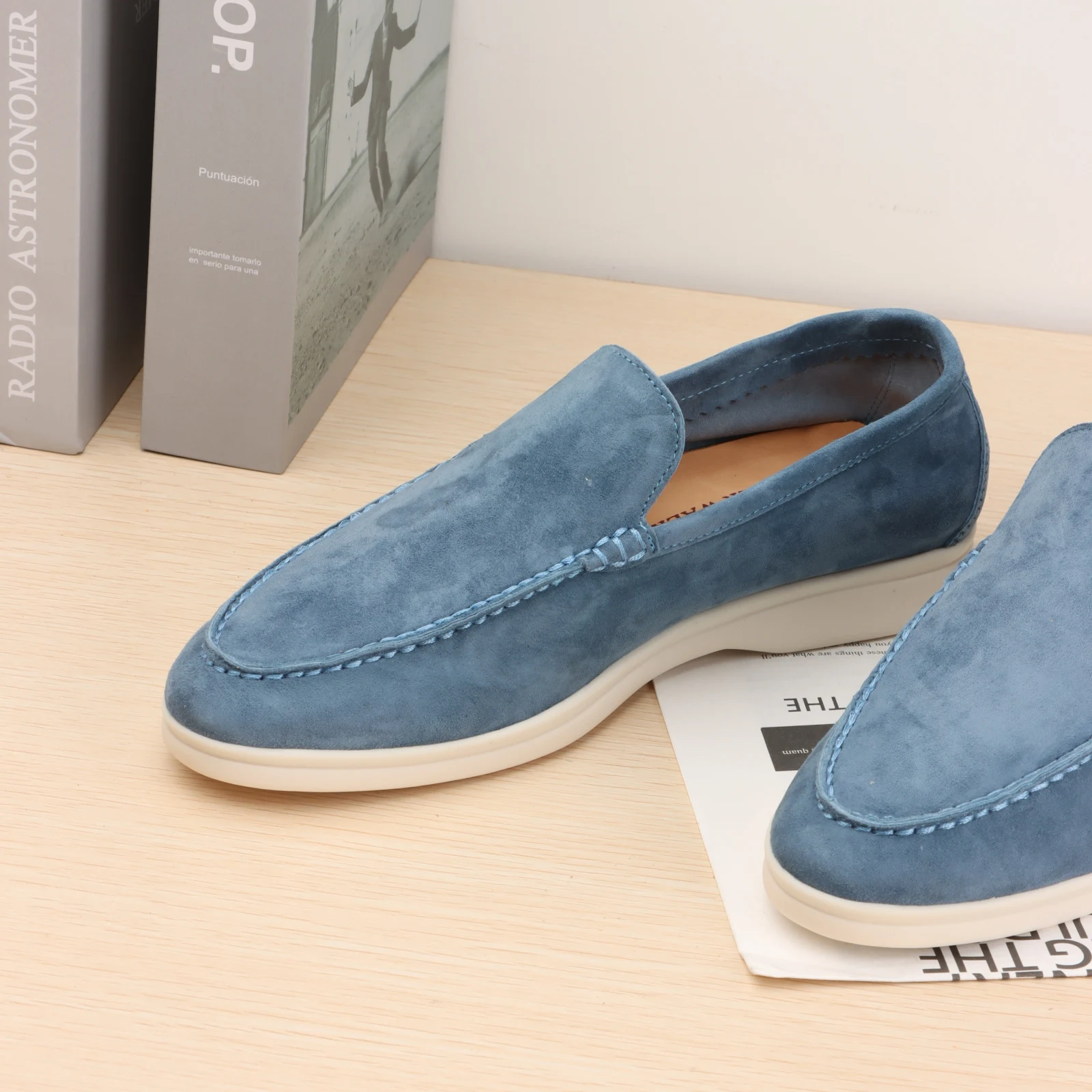 No logo Italian Designer Suede Men's Loafers 2025 Summer Top Quality Men Flat Shoes Comfortable Casual Lazy Driving Shoes