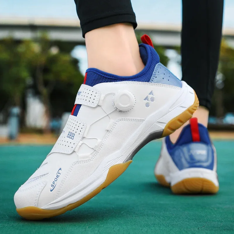 Professional Couple Non Slip Badminton Shoes Outdoor Men Tennis Shoes Lightweight Volleyball Footwear Athletic Training Sneakers