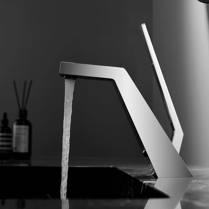 Single Handle Bathroom Faucet Black/Chrome Deck Mounted Sink Mixer Tap Cold And Hot Crane Faucet for Kitchen And Bath