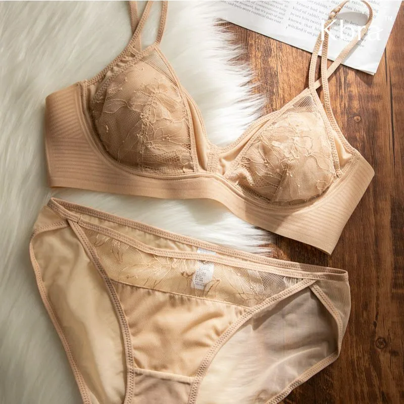 Thin Summer Bralette Set Wireless, Lace Triangle Cups, Sexy Pure Style, for Small Bust, Comfort Women Lingerie Set