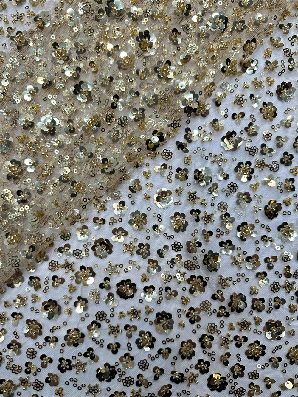 White Latest French Tulle Beaded Sequins Lace Fabrics 5 Yards 2024 High Quality Nigerian African Lace Fabric For Wedding Party